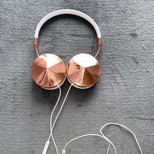 Friend Taylor Headphones